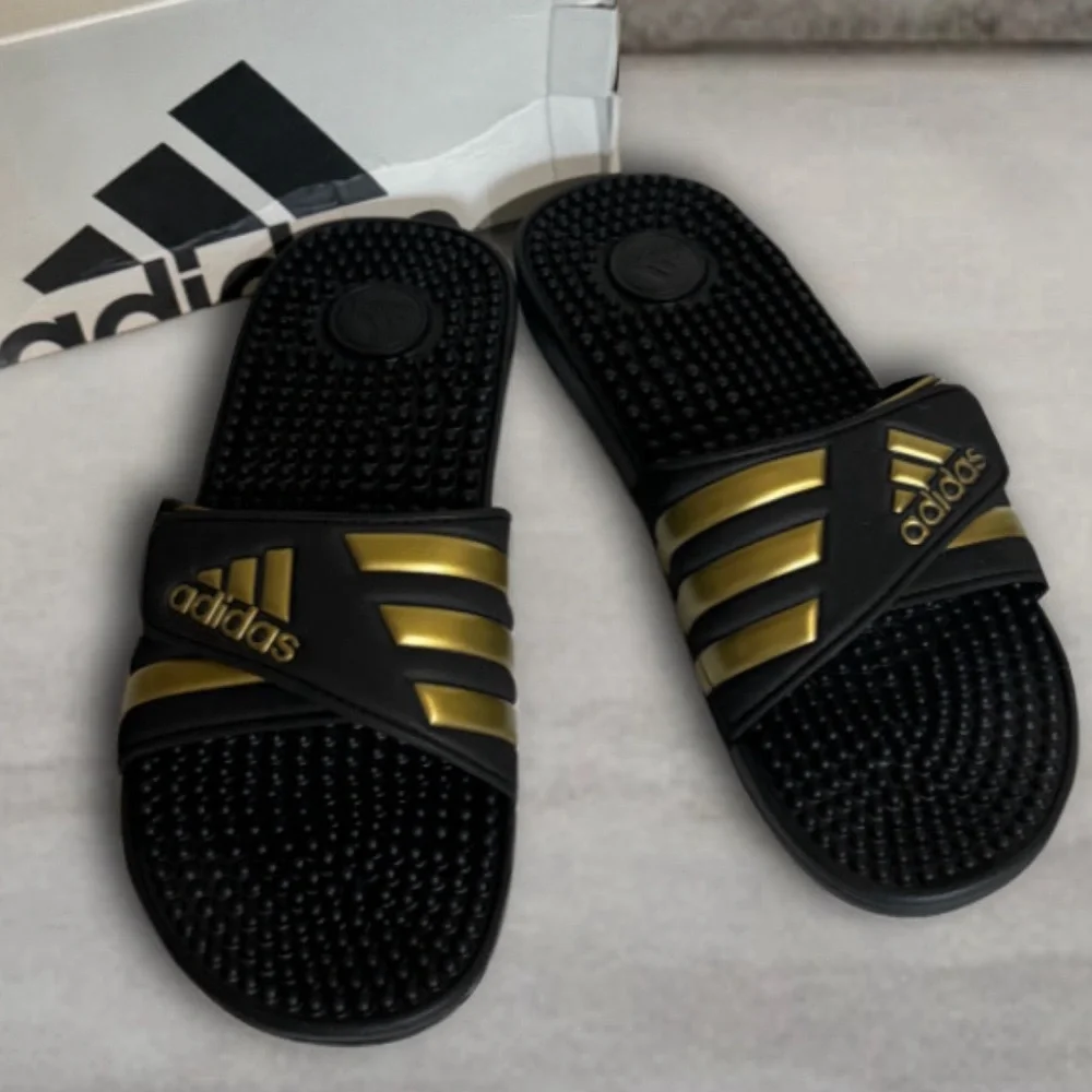 ADIDAS • Adissage Slide Sandals from Finish Line Includes Box - Picture 15 of 16